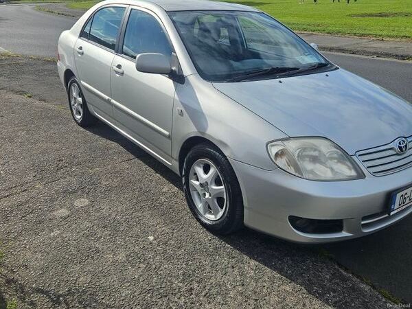 Toyota Corolla Saloon, Petrol, 2006, Silver