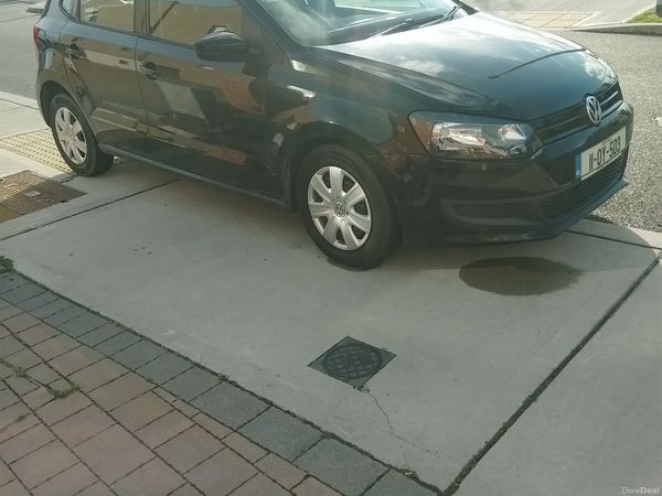 Volkswagen Polo Hatchback, Petrol, 2011, Black