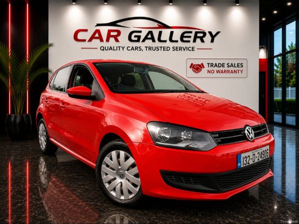 Volkswagen Polo Hatchback, Petrol, 2013, Red