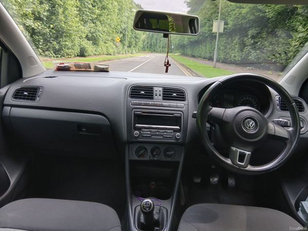 Volkswagen Polo Hatchback, Petrol, 2012, Grey