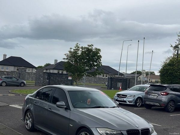 BMW 3-Series Saloon, Diesel, 2010, Grey