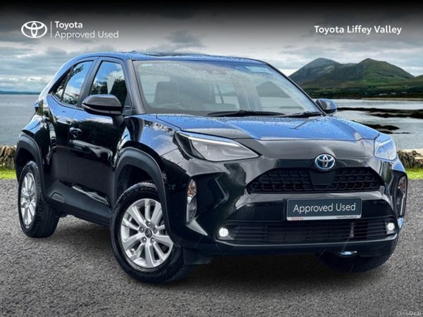 Toyota Yaris Cross Hatchback, Petrol Hybrid, 2023, Black