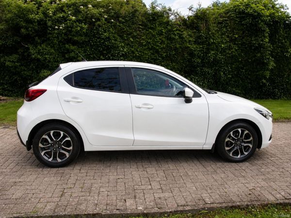 Mazda Mazda2 Hatchback, Petrol, 2017, White