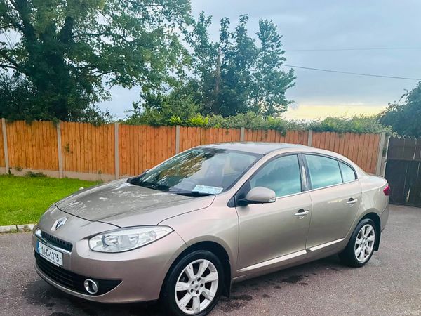 Vauxhall Insignia Estate, Diesel, 2016, Silver