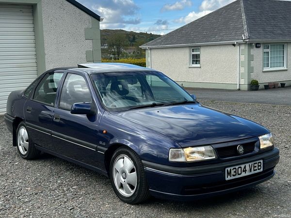 Vauxhall Cavalier Saloon, Petrol, 1994, Blue