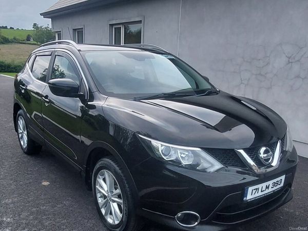 Nissan Qashqai SUV, Diesel, 2017, Black