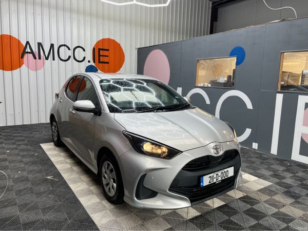 Toyota Yaris Hatchback, Petrol, 2021, Silver
