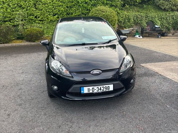 Ford Fiesta Hatchback, Petrol, 2011, Black