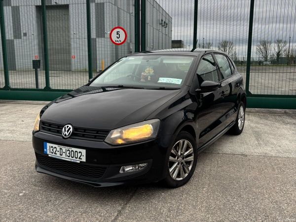 Volkswagen Polo Hatchback, Petrol, 2013, Black