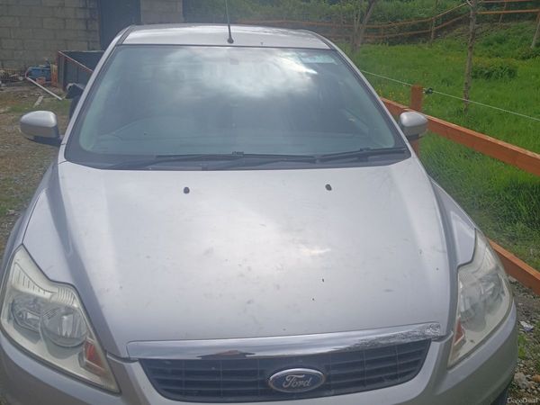 Toyota Yaris Hatchback, Petrol, 2007, Red