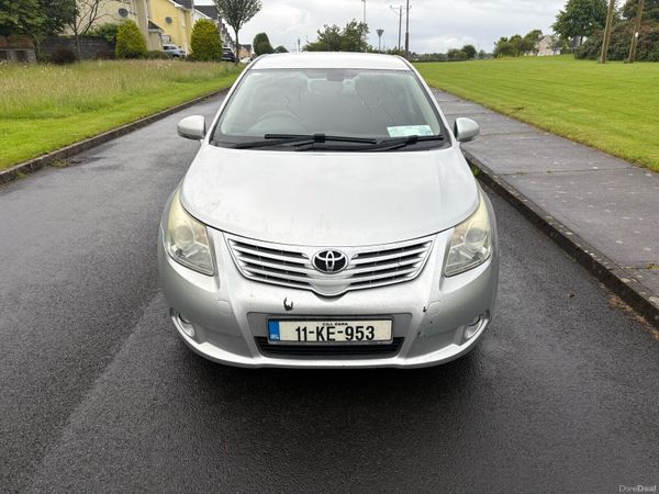 Toyota Avensis Saloon, Diesel, 2011, Silver