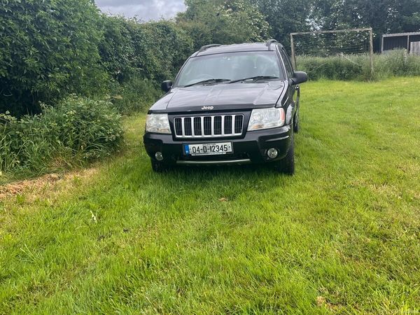 Jeep Cherokee SUV, Petrol, 2004, Black