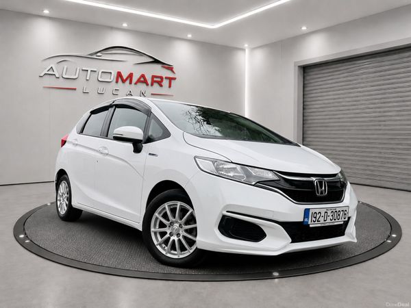 Honda Fit Hatchback, Petrol Hybrid, 2019, White