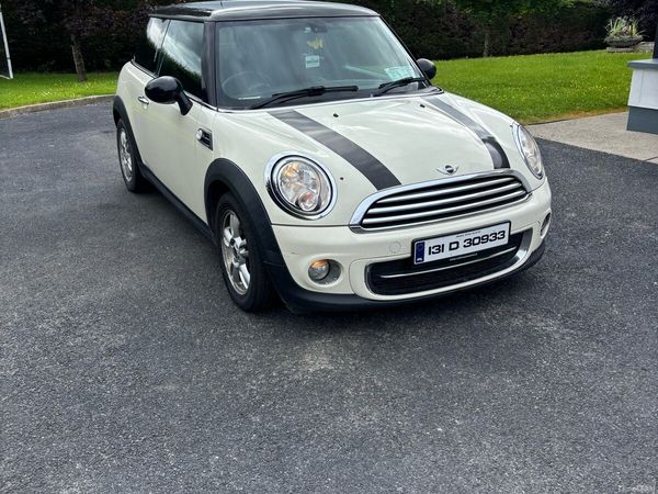 Mini Cooper Hatchback, Diesel, 2013, White