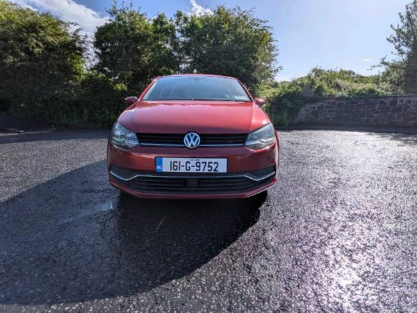 Volkswagen Polo Hatchback, Petrol, 2016, Red