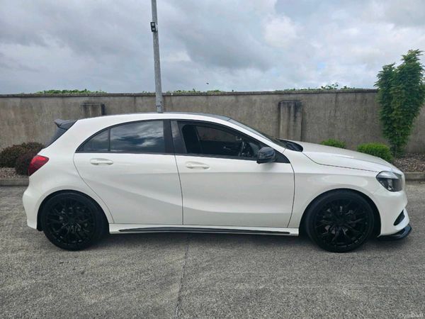 Mercedes-Benz A-Class Hatchback, Diesel, 2017, White