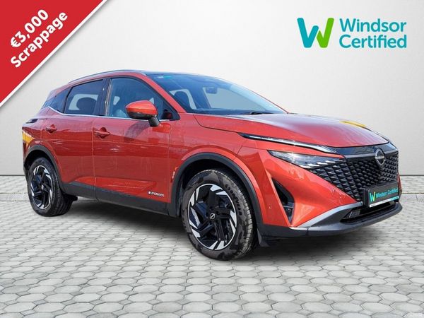 Nissan Qashqai SUV, Petrol Hybrid, 2026, Red