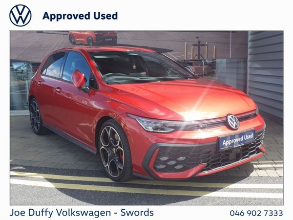 Volkswagen Golf Estate, Petrol, 2026, Red