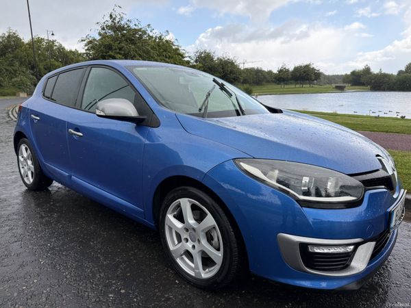 Renault Megane Hatchback, Petrol, 2015, Blue