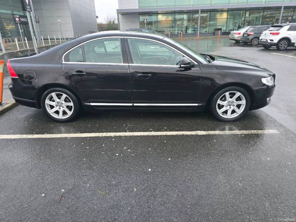 Volvo S80 Saloon, Diesel, 2014, Black