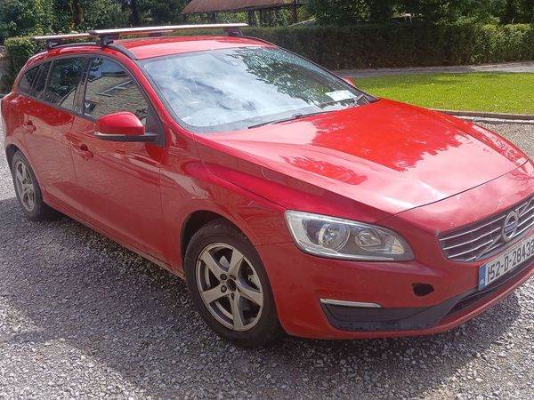 Volvo V60 Estate, Diesel, 2015, Red