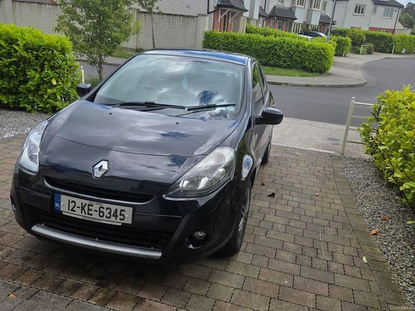 Renault Clio Hatchback, Petrol, 2012, Black