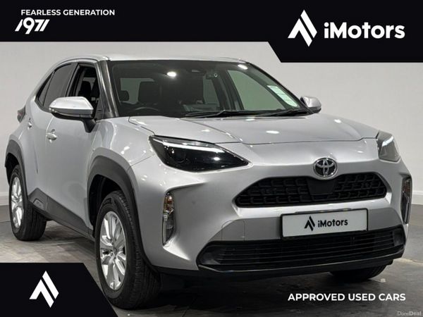 Toyota Yaris Cross SUV, Petrol Hybrid, 2023, Silver