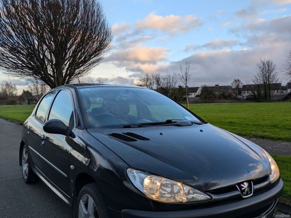 Peugeot 206 Hatchback, Petrol, 2006, Black