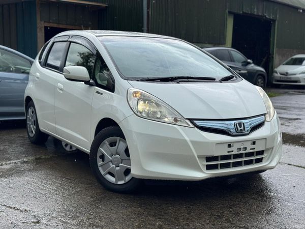 Honda Fit Hatchback, Petrol Hybrid, 2012, White