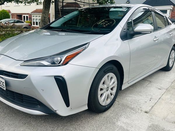 Toyota Prius Hatchback, Petrol Hybrid, 2020, Silver