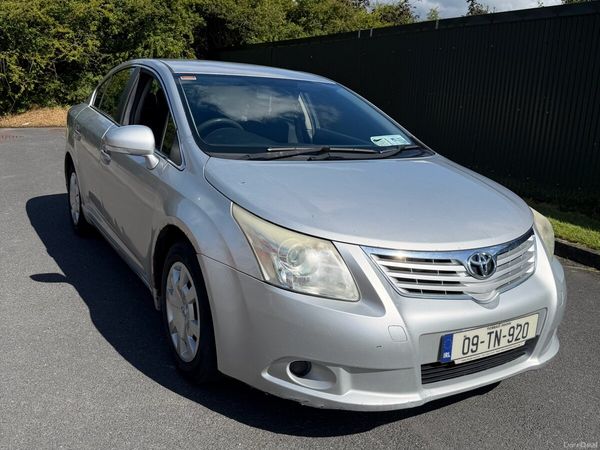 Toyota Avensis Saloon, Diesel, 2009, Silver