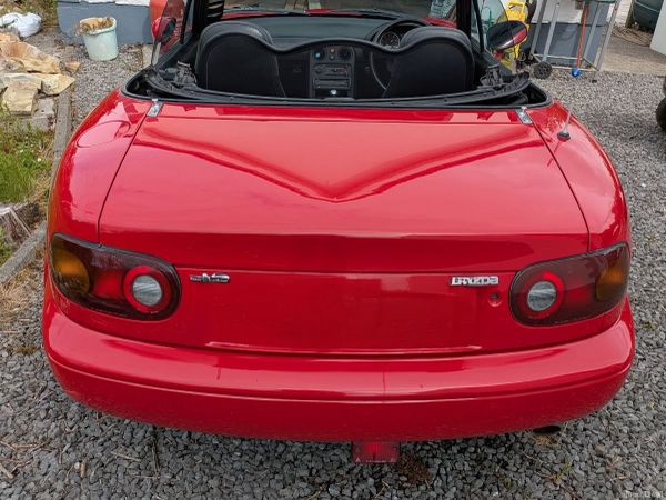Mazda MX-5 Coupe, Petrol, 1991, Red