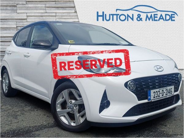 Hyundai i10 Hatchback, Petrol, 2023, White