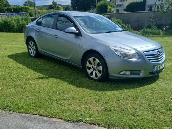 Opel Insignia Saloon, Diesel, 2012, Silver