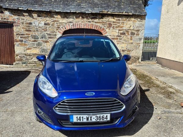 Ford Fiesta Hatchback, Petrol, 2014, Blue