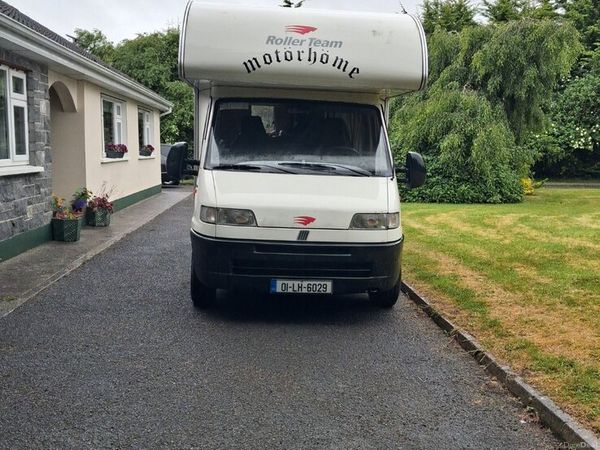 SsangYong Rodius MPV, Diesel, 2014, Silver