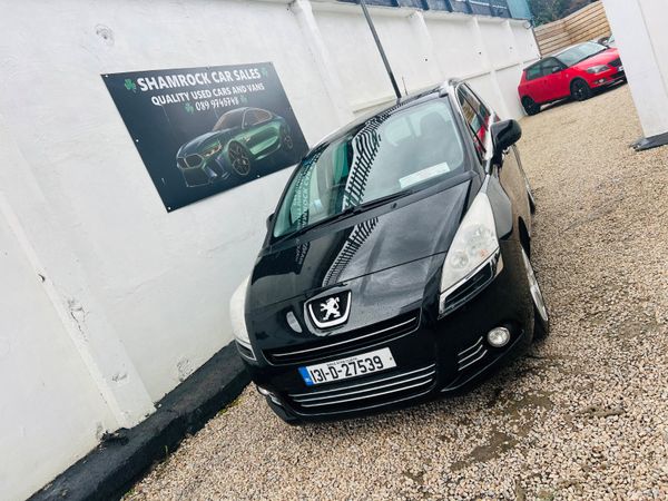 Peugeot 5008 MPV, Diesel, 2013, Black