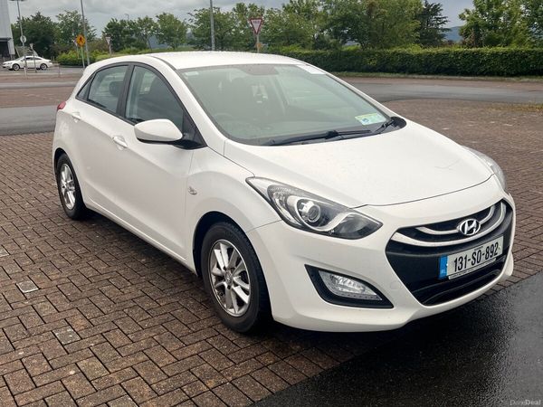 Hyundai i30 Hatchback, Petrol, 2013, White