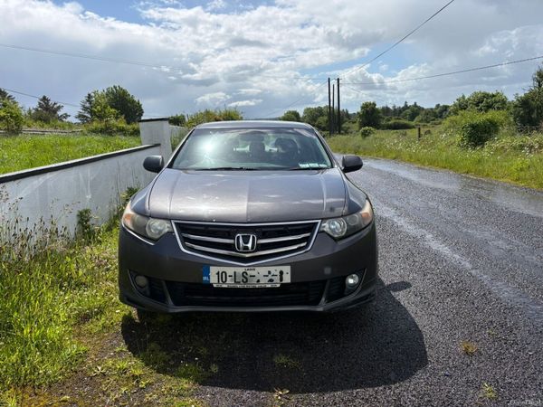 Honda Accord Saloon, Diesel, 2010, Grey