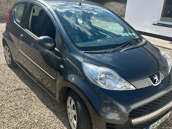 Peugeot 107 Hatchback, Petrol, 2009, Grey