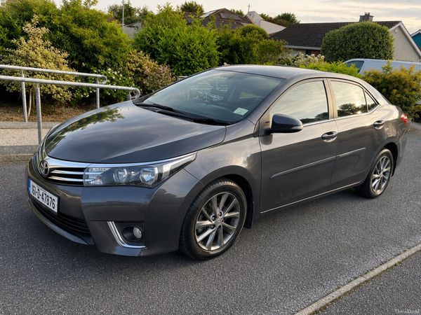 Toyota Corolla Saloon, Diesel, 2016, Grey