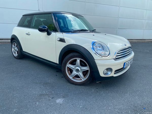 Mini Cooper Hatchback, Petrol, 2010, White