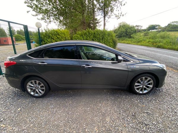 Hyundai i40 Saloon, Diesel, 2015, Grey