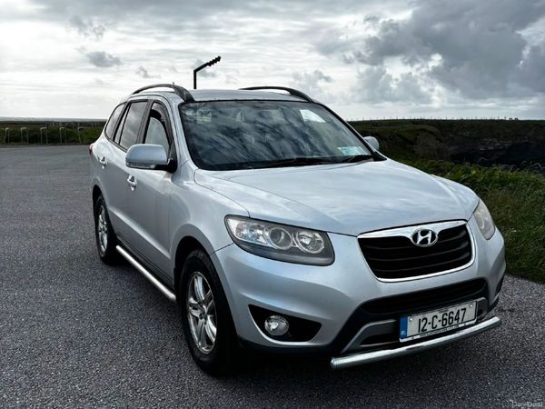 Hyundai Santa Fe SUV, Diesel, 2012, Silver