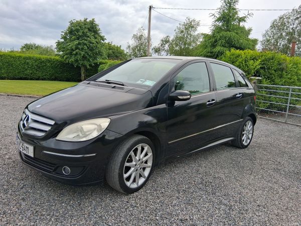 Mercedes-Benz B-Class MPV, Petrol, 2009, Black