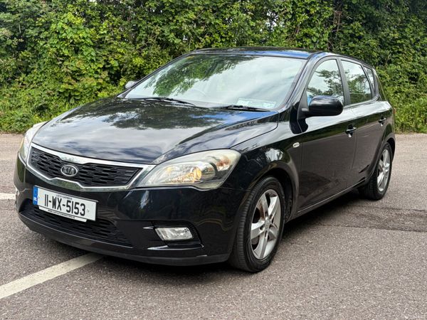 Kia Ceed Hatchback, Diesel, 2011, Black