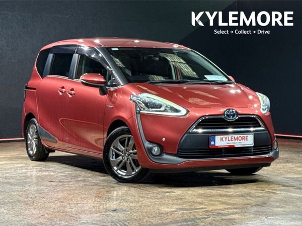 Toyota Sienta MPV, Petrol Hybrid, 2017, Red