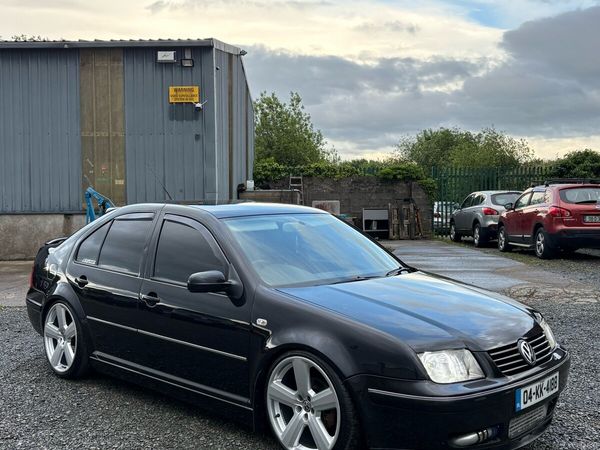 Volkswagen Bora Saloon, Diesel, 2004, Black