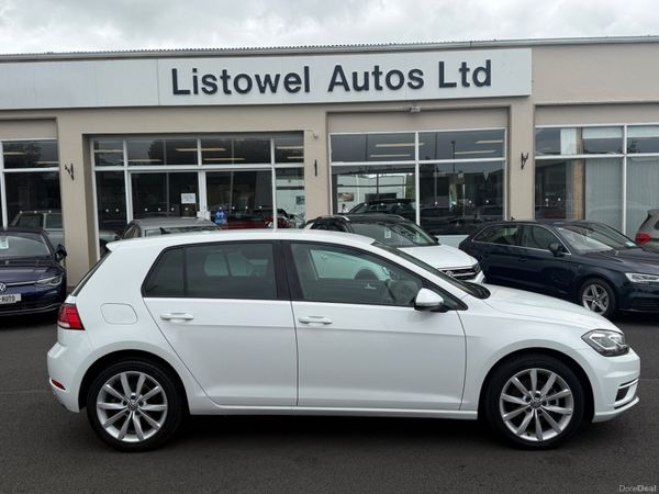 Volkswagen Golf Hatchback, Petrol, 2018, White