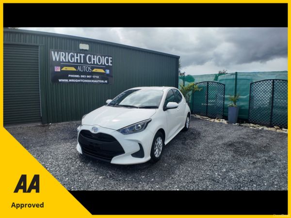 Toyota Yaris Hatchback, Petrol, 2020, White